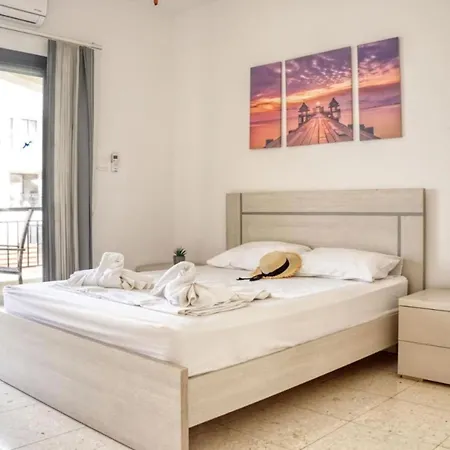 H&o Royal Lovely Apartment! Apartament Pafos