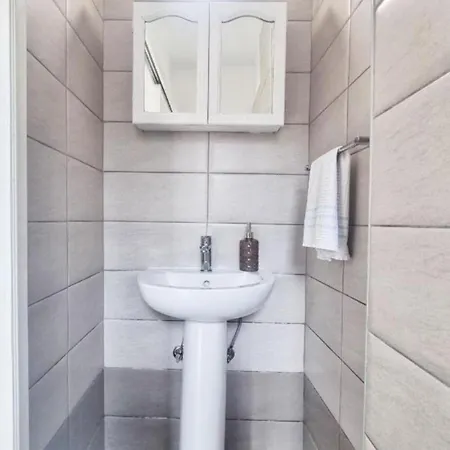 H&o Royal Lovely Apartment! Pafos