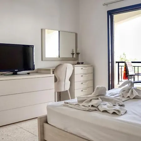 H&o Royal Lovely Apartment! * بافوس