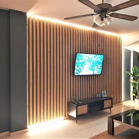 H&o Royal Lovely Apartment! بافوس