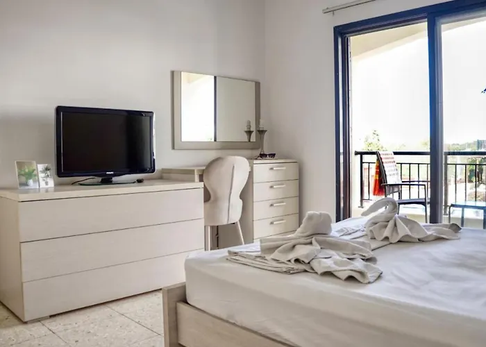 H&o Royal Lovely Apartment! * Paphos