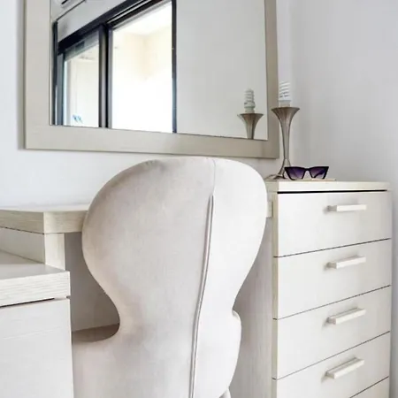 Appartamento H&o Royal Lovely Apartment! Paphos